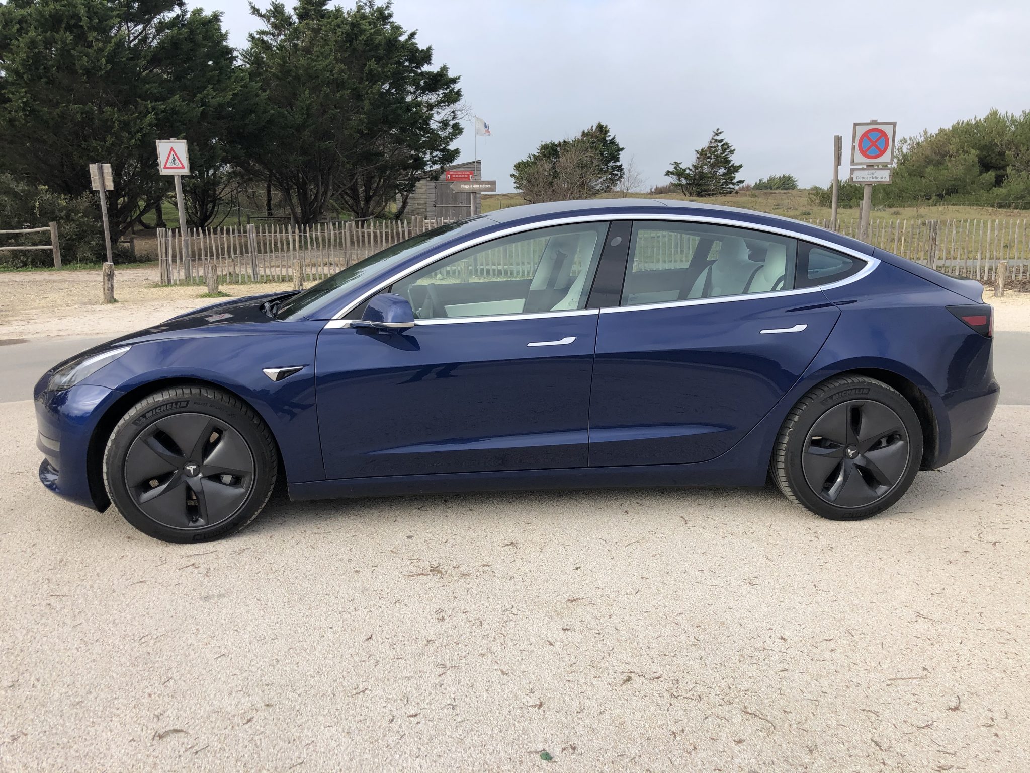 Tesla Model 3 Long Range Estce la meilleure ? Voiturelectrique.eu