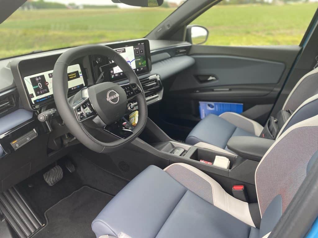 voiture electrique nissan micra.10