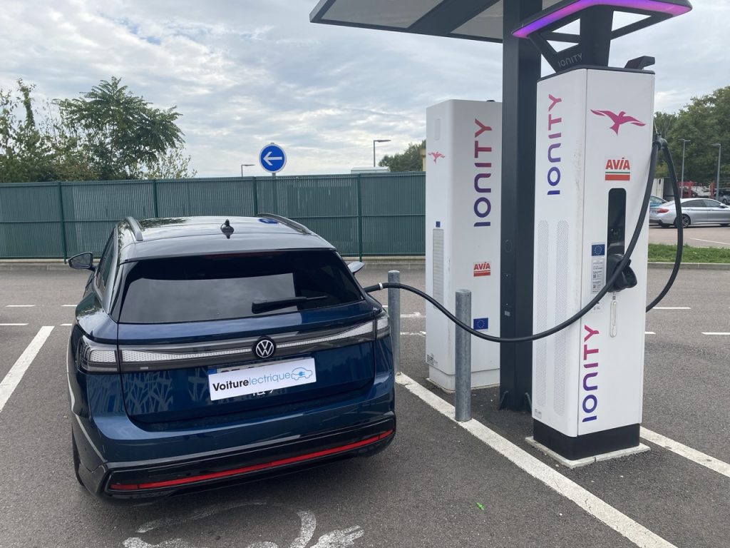 voiture electrique volkswagen id.7 tourer pro s 3