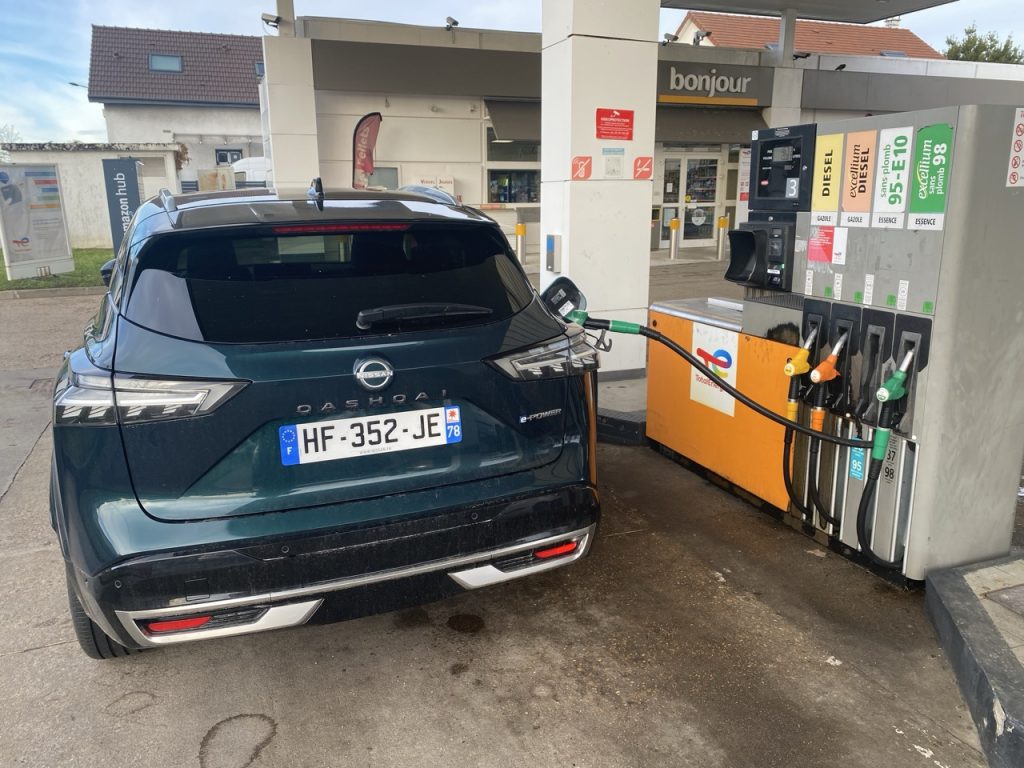 voiture electrique nissan qashqai epower 16