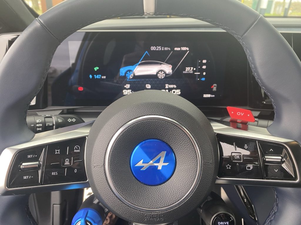 voiture electrique alpine a390 gt 9