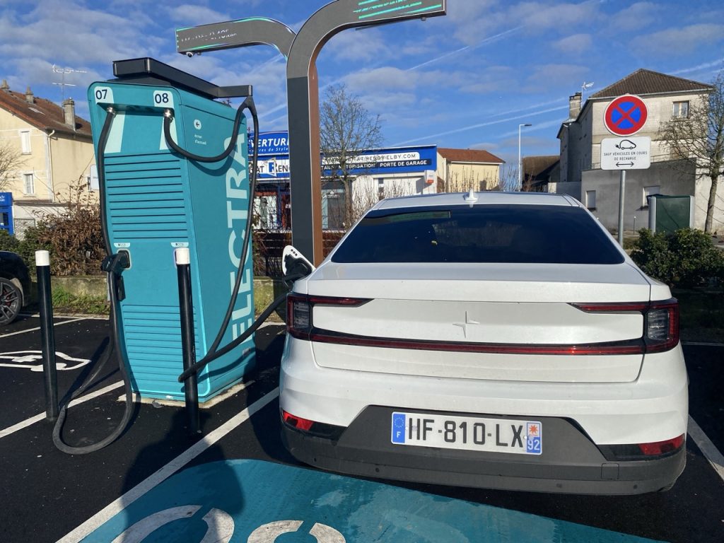 voiture electrique polestar 2 5