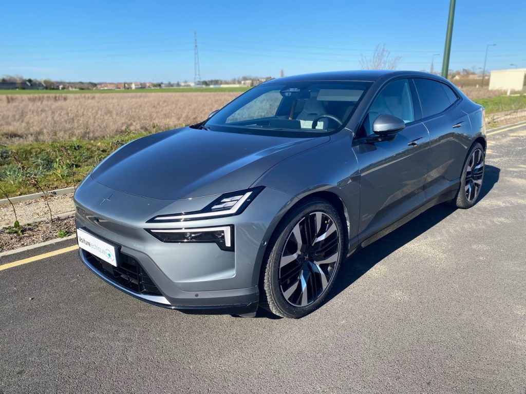 voiture electrique polestar 4 13