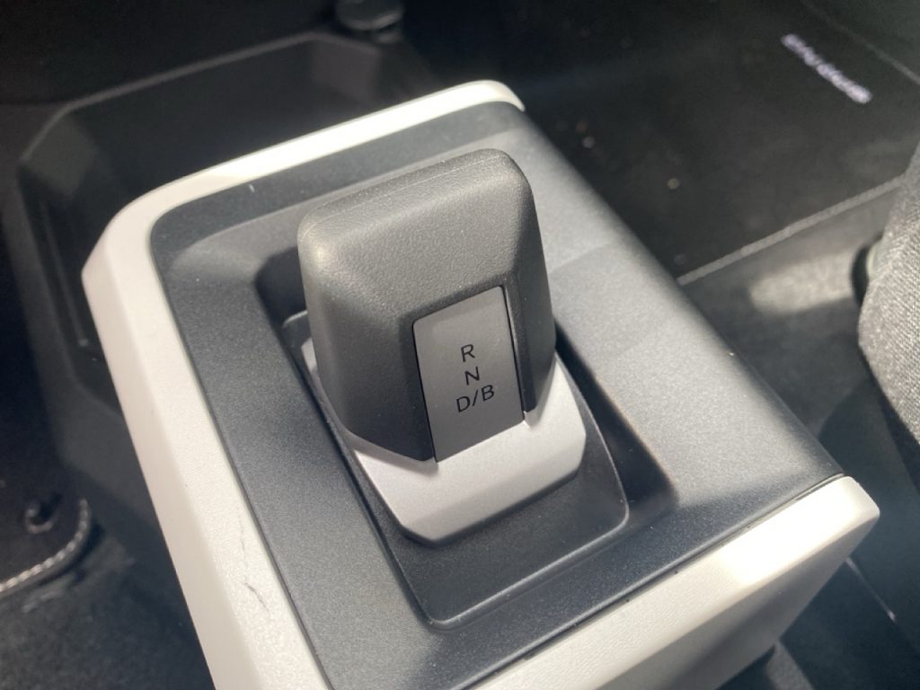 voiture electrique dacia spring 2026 12