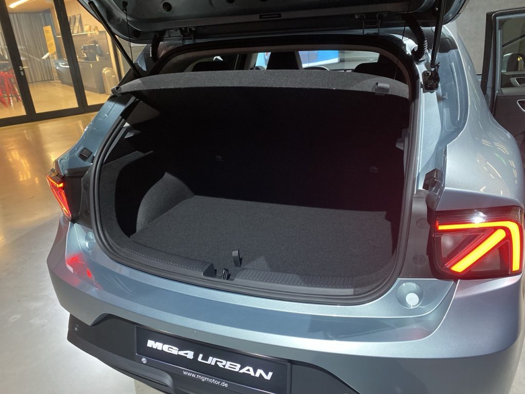 voiture electrique mg4 urban 4