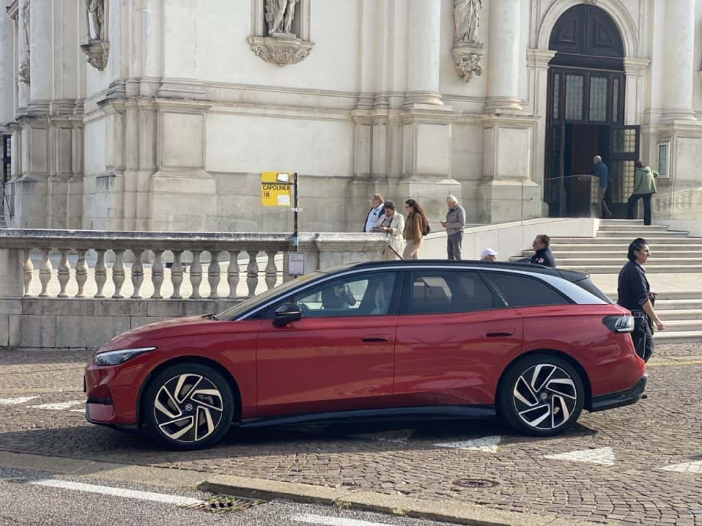 voiture electrique volkswagen id.7 6